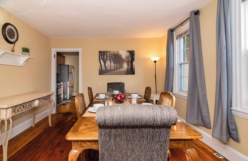 Bryn Mawr House | NEW - Mainline Train, Colleges, Hospital