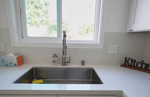 Valley View - Reed House | New Modern 4B/4B - Spacious Home in San Jose