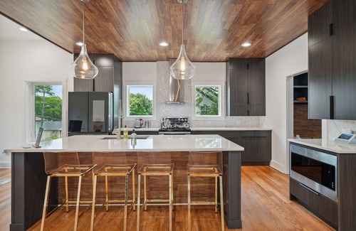 Summerhill House | New Modern 4BR Smart Home Downtown Atlanta GWCC