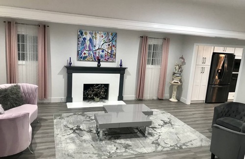 Mission Viejo House | New, modern, gorgeous and relaxing property all around.