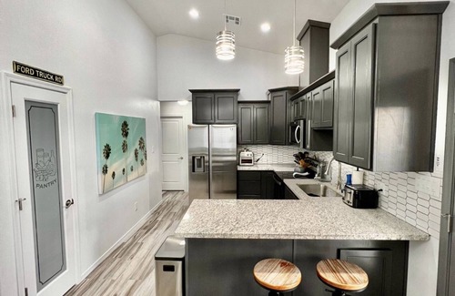 Yuma House | New Modern home w/RV access and Garage Access.
