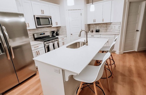 Lehi House | New Modern Luxurious Townhome in Silicon Slopes