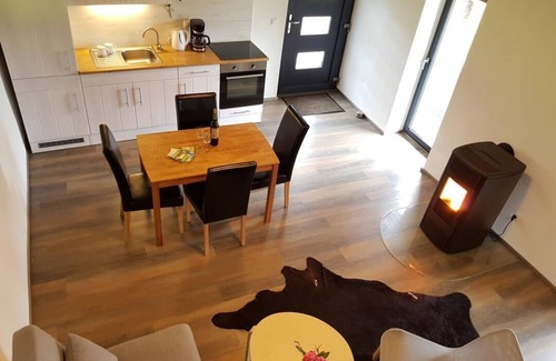 Lautzenbrucken House | NEW! Modern vacation home Hohensayn