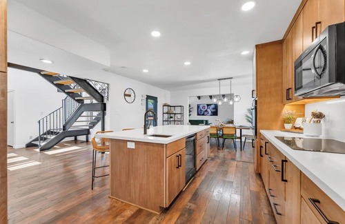 Reno House | NEW Mountain View Retreat With Hot Tub and Mini Golf
