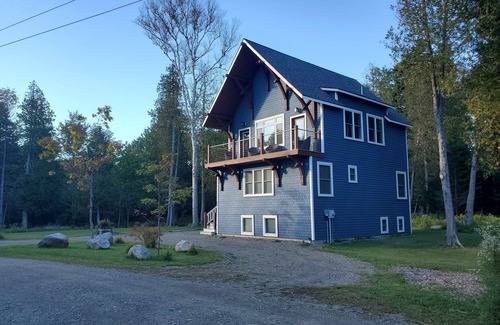 Northport House | New Ocean View Home