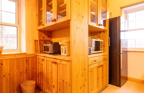 Yubari House | (NEW OPEN) Yubari-shi Deer Valley Private House| 1 house for rent| 2 bedrooms| large living room | Yubari-shi Deer Valley Private House