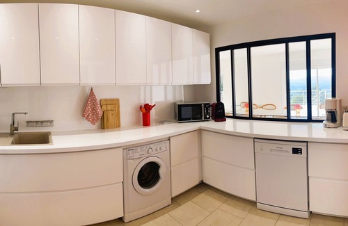 Cagnes-sur-Mer Villa | New Orange Villa 6-BR A/C with a Salted Heated Pool & BBQ, Great Mountain View
