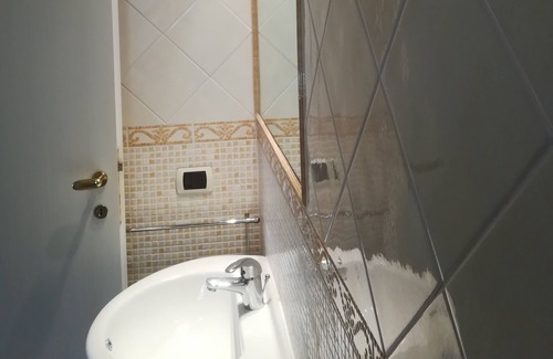 Fregenae House | New panoramic villa with garden and veranda