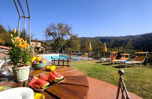 Papiano di Stia Villa | New! Papiano, character villa, private pool, great views, close to National Park