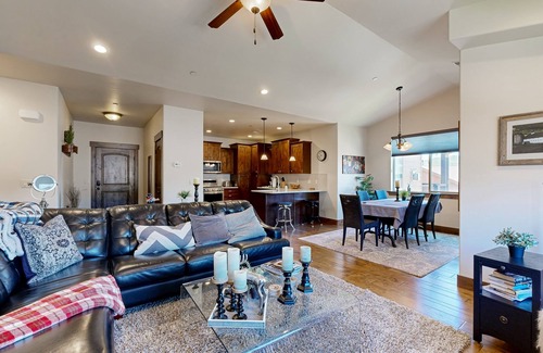 Park City Condo | New Park City Condo w/Sunshine & Mountain Views - Near Resort