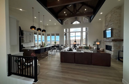 Fish Haven House | NEW! Park Place Bear Lake - Luxury Family Reunions with Pool & Beach Access