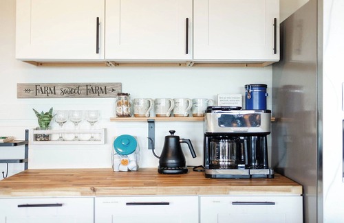 Fredericksburg Other | NEW!!! Peaceful, Healthy, Pet Friendly Farm-stay with Gym!