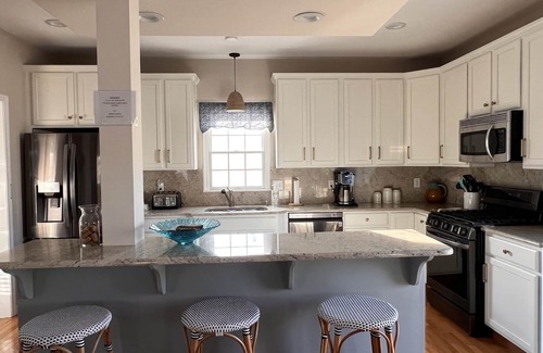 West Cape May House | NEW! Pet Friendly with a fenced back yard!Ideal Location near Beach and Mall.