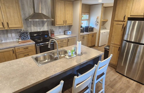 Penhook House | NEW PRIVATE COUNTRY GETAWAY! Minutes to SMITH MOUNTAIN LAKE Family-Friendly