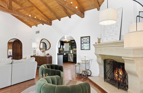 Vista Las Palmas House | New! Private Las Palmas Estate with Huge Pool and Mountain Views