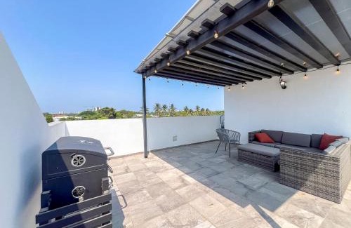 Parque Las Palmas Apartment | New Puerto Vallarta Calm Getaway Pool & Garden