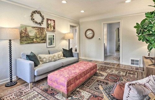 North Delridge House | NEW! Quaint Seattle Getaway, 4 Mi to Alki Beach!