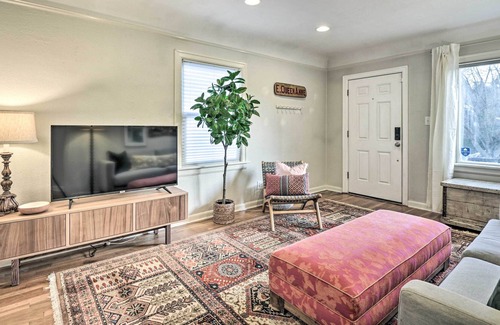 North Delridge House | NEW! Quaint Seattle Getaway, 4 Mi to Alki Beach!
