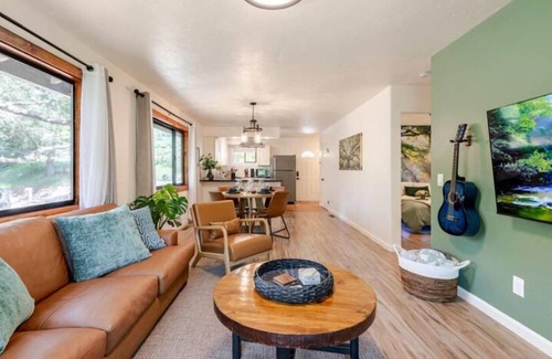 Carmel Valley House | New, Relax in a private HotbTub with a beautiful deck surrounded by Nature.