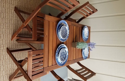 Sandpoint Condo | New Remodel! Lakeside Condo w/Pool, Kayaks, Bikes