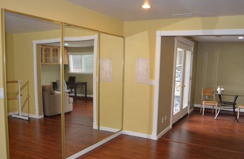 Overlake House | New remodeled house with big deck, walking distance to Microsoft