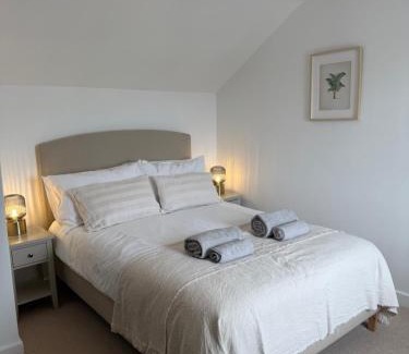 Mousehole House | New renovated beach front cottage