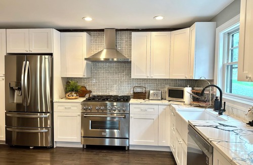 Lake Luzerne House | New Renovated Farmhouse , On the Hudson River. Close to Lake George & Saratoga