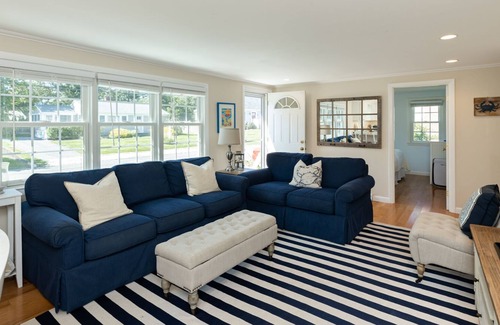 Popponesset House | New Rental-3 bedrooms with central a/c and outdoor shower