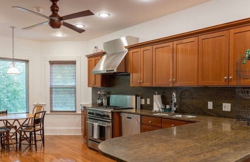 Jeffersonville House | NEW: Resort Estate with Tennis in Bethel