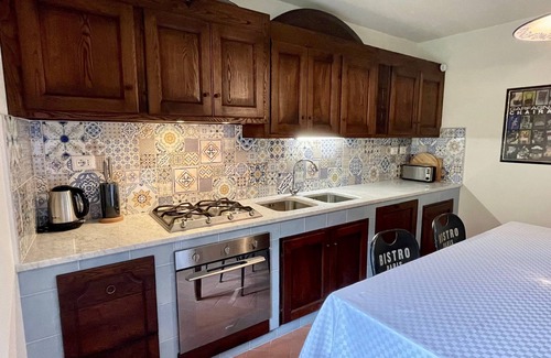 Fosciandora Villa | New! Restored farmhouse,private pool,plunge pool, river! Walk pizzeria. Perfect!