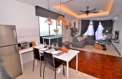 Kampung Surabaya Apartment | New Riverbank Suites - Waterfront Kuching City