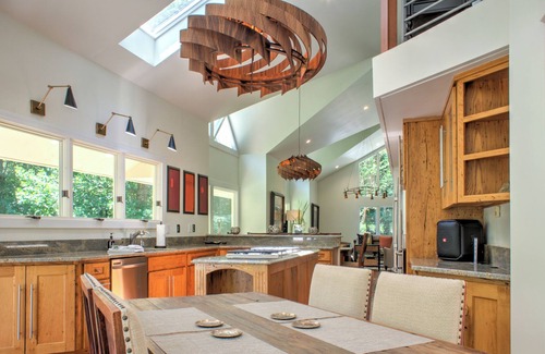 Mills River House | NEW! Riverside Home w/Chef's Kitchen, Hot Tub, Fire Pit & Near Grocery Store🧺