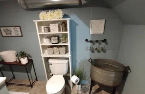 Barberton House | NEW: Romantic west side cottage
