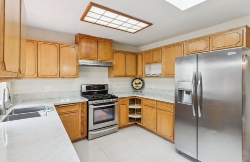 Los Feliz House | NEW! Russell House Near Hollywood & Griffith Park
