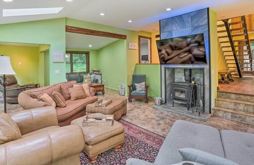 Stamford House | NEW! Rustic Stamford Lakehouse w/ Wraparound Deck!