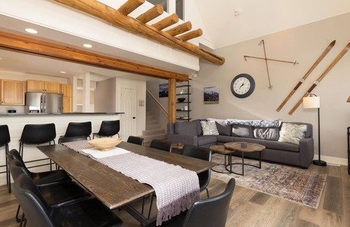 Saddle Ridge House | NEW! Saddle Ridge I3 3-Bedroom Home with Mountain view