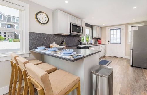 Sagamore Beach House | New Sagamore Beach House 2BR on Private Road