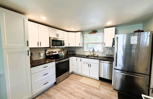 North Eastham House | New! Sandy Point-Private beach/Dog Friendly