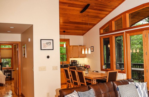 Jay House | NEW-Seneca Trail Retreat Near Lake Placid