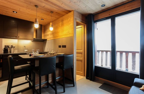Val-Thorens Hotel | New - Ski IN /Ski Out - Terrace - charm 4 people