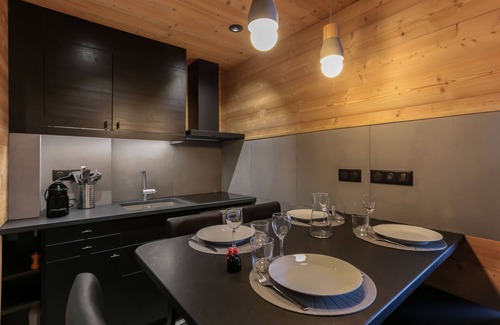 Val-Thorens Hotel | New - Ski IN /Ski Out - Terrace - charm 4 people