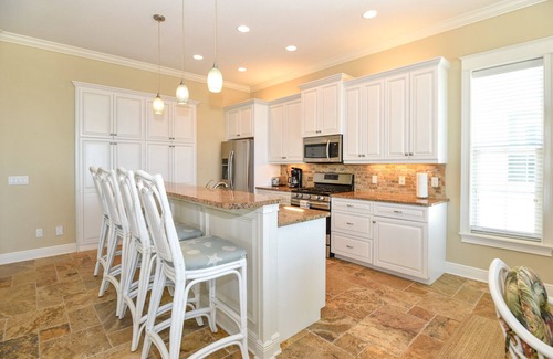 New Smyrna Beach House | <:>< New Smyrna Beach Ocean View Home- Luxury-Steps to the Beach-Walk to Flagler