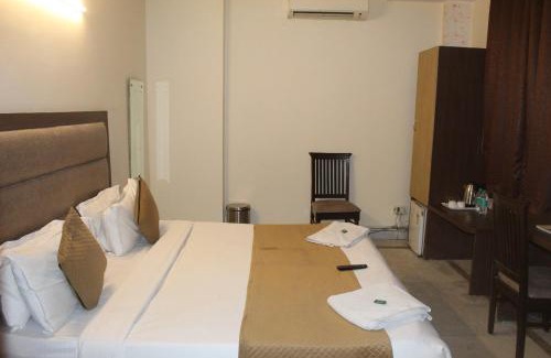 Chittaranjan Hotel | New South Paradise - Near Nehru Place