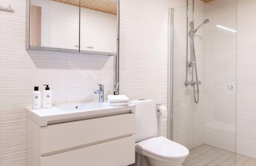 Tampere Apartment | New spacious 1br with free parking on the street