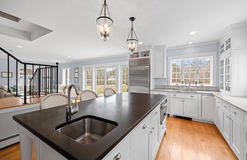 Harwich Center House | NEW! Spacious 5 bedroom Estate with Heated Pool in Beautiful Harwich