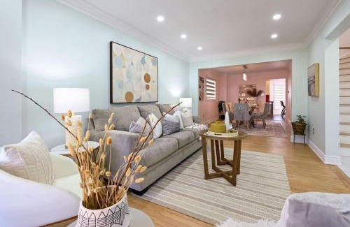 Lisgar House | New Spacious 7 BDRM Home in Mississauga
