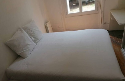 Saint-Mande Apartment | New&spacious Flat With Private Garden