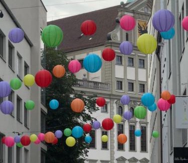 Innenstadt - Sankt Ulrich-Dom Apartment | New spacious luxury apartment at Rathaushausplatz