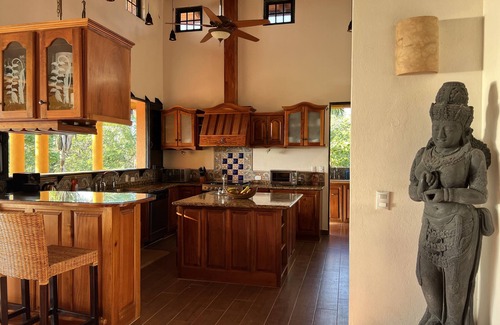 Ostional Villa | New! Spectacular Sunset Villa, Inner Courtyard, Salt Pool, Amazing Ocean Viewsn