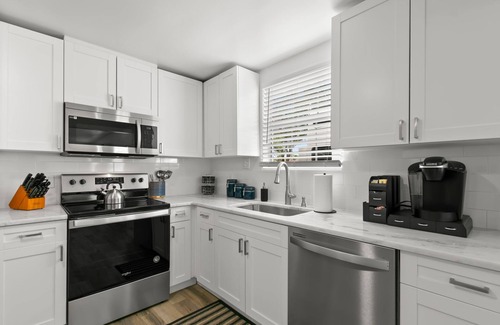 St. Petersburg - Clearwater House | NEW St Pete Retreat Newly Updated Pet Friendly